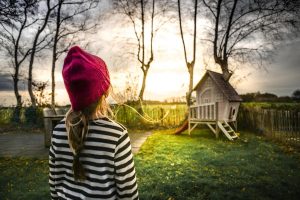 Visueel overzicht van praktische tips voor huis en tuin met zones, routines en onderhoudsarme oplossingen voor meer rust en g